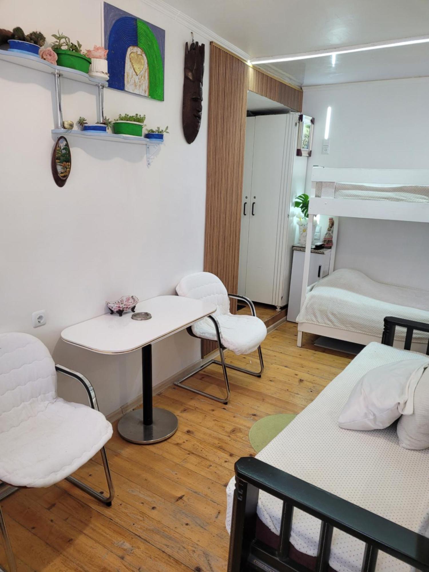Apartment On Melashvili 24 Batum Oda fotoğraf