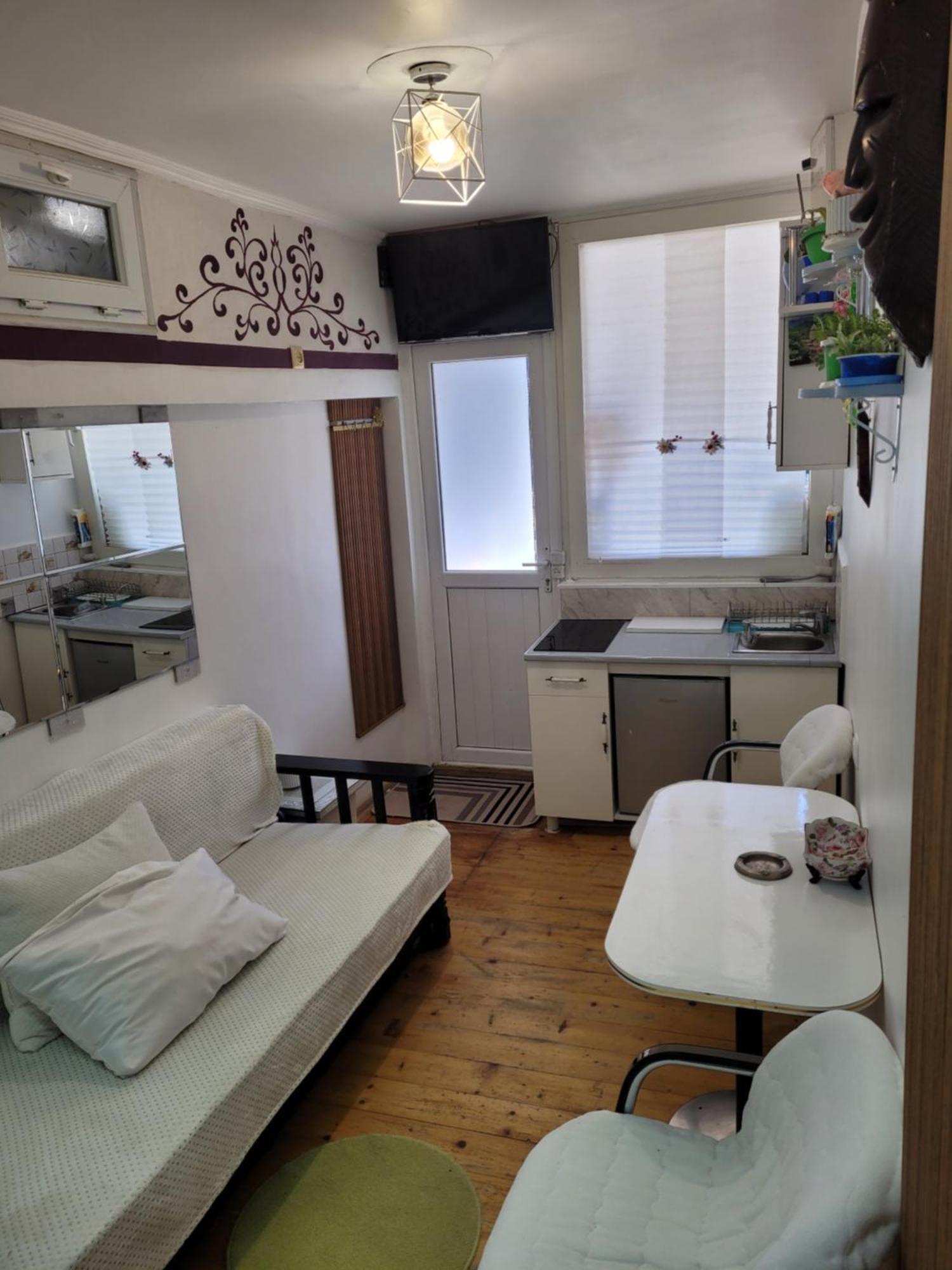 Apartment On Melashvili 24 Batum Oda fotoğraf